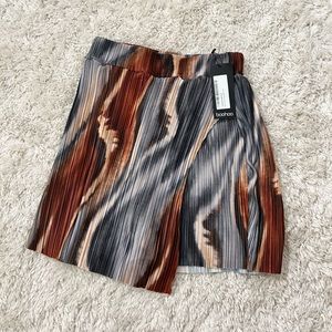Marble Plisse Skort